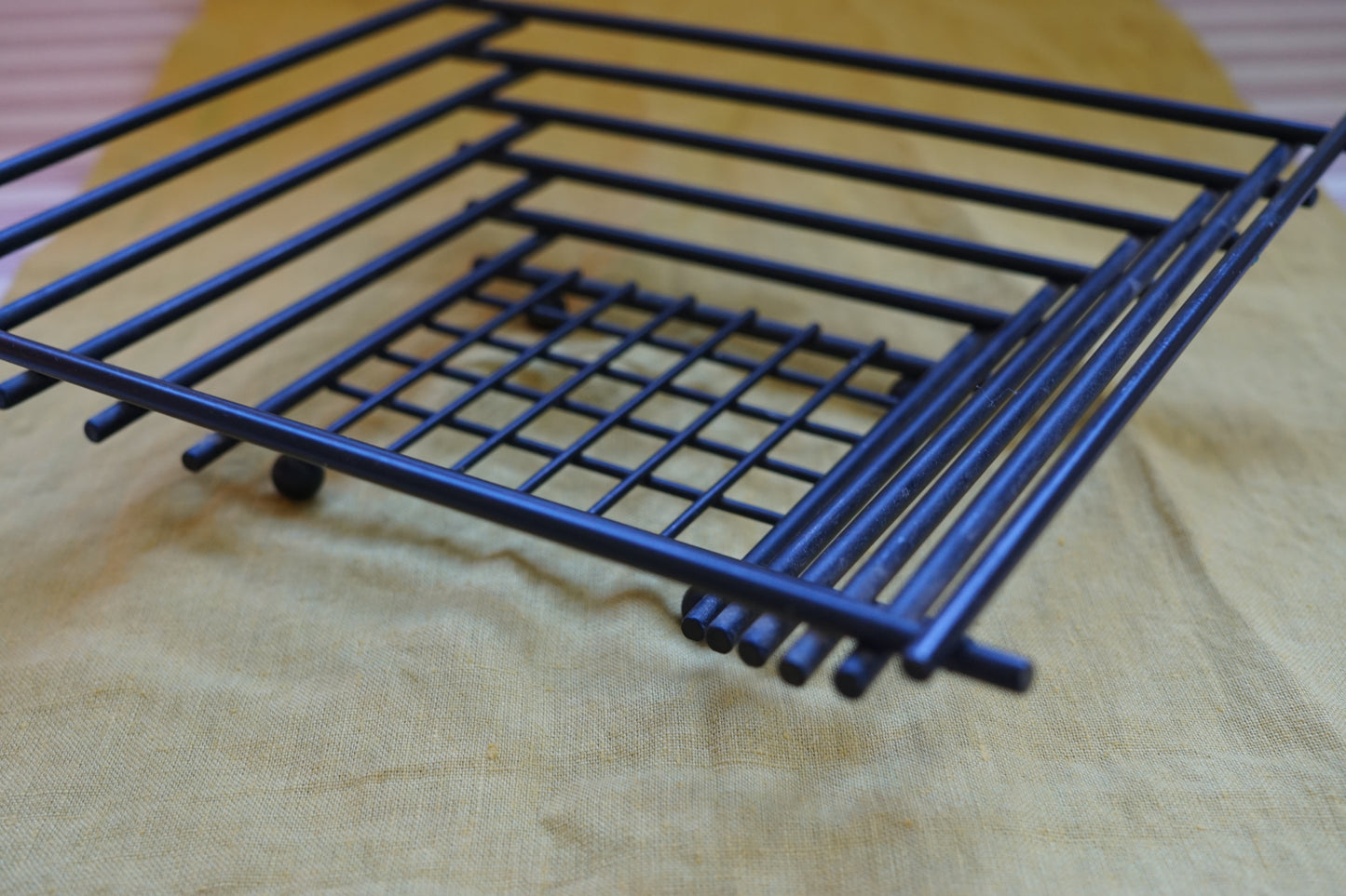 Memphis Style Square Basket