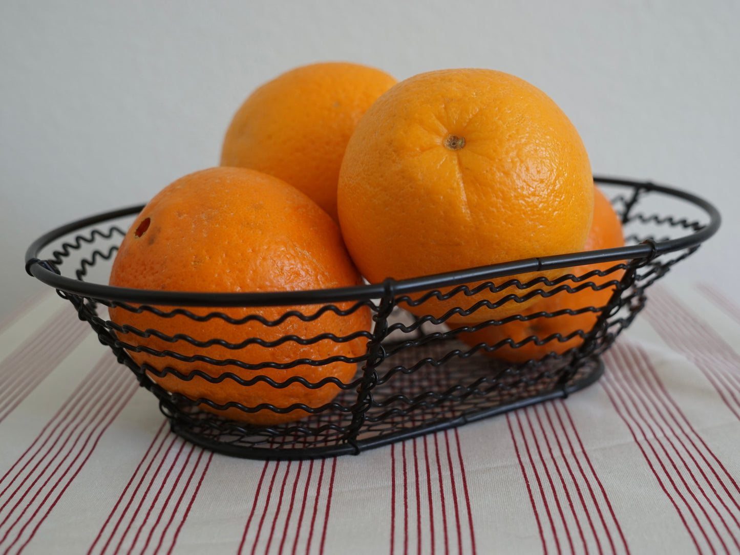 Wavy Wire Basket